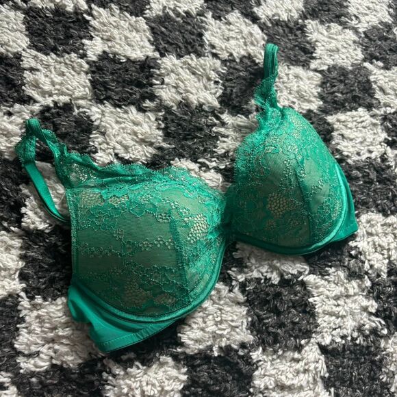 Victoria Secret Green Lace Bra - Picture 1 of 4